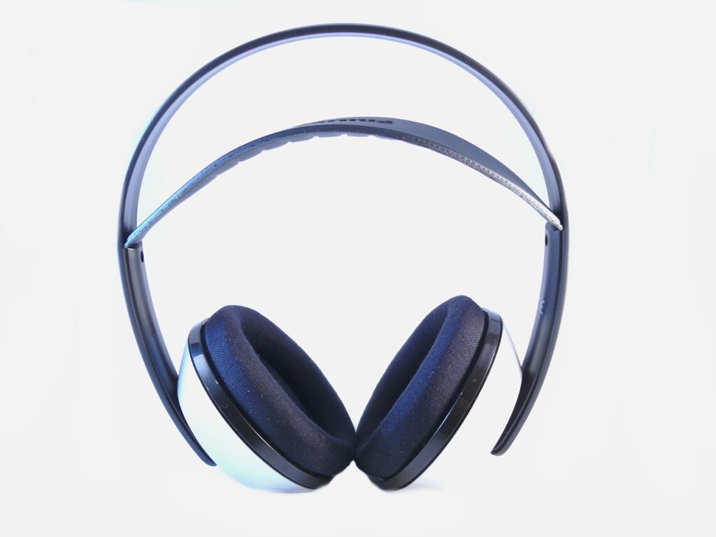Wireless Headphones are now on Market 1 headphones 15600 1280